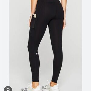 🆕 Fabletics On the Go High-Waisted Black Leggings with Pocket